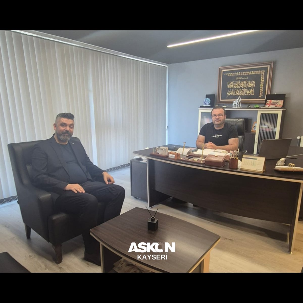 kayseriaskon's tweet photo. Yönetim Kurulu Üyemiz Biomed Medikal firma sahibi Mustafa Akdeniz’i Şube Başkanımız İlker Barlı iş yerinde ziyaret etti. Sektördeki gelişmeleri  değerlendirdikleri bu buluşmada verimli bir görüşme gerçekleştirildi.
#ASKON #Kayseri #Biyomedikal https://t.co/2QnOfXKJfW