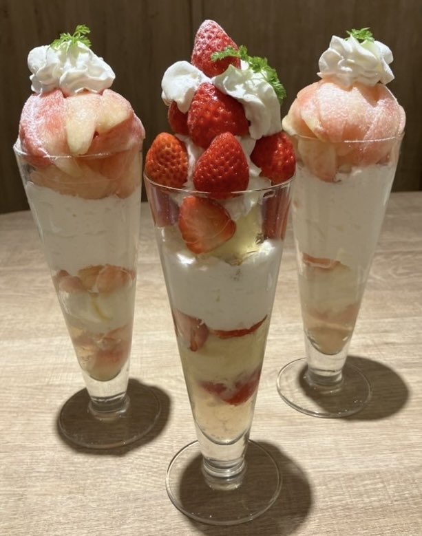 kyon85801858's tweet image. 聖地巡礼の思い出③

(▼∀▼)(θιθ｀)母校
新宿✧文化服装学院へ
ここで1987年7月に
スピッツ初ライブが🥹✨️
 
♬新宿によく似てる魔境　       
  駆け抜けてく
  駆け抜けてく~
脳内再生されました😆

帰阪前
贅沢な🍑パフェを喫食😍
よれよれの幸せ旅でした🫠🤭
         
#スピッツ
#Sandie
#桃