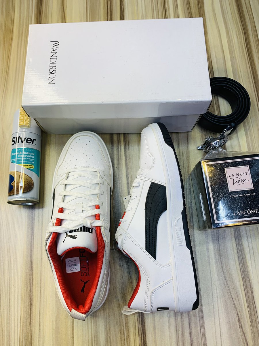 DIAMONDSLook2's tweet image. Tennis américain spécial price
30000Fcfa 
Pointure 44,45,46
Douala livraison et expédition possible 
Rt🙏🏽