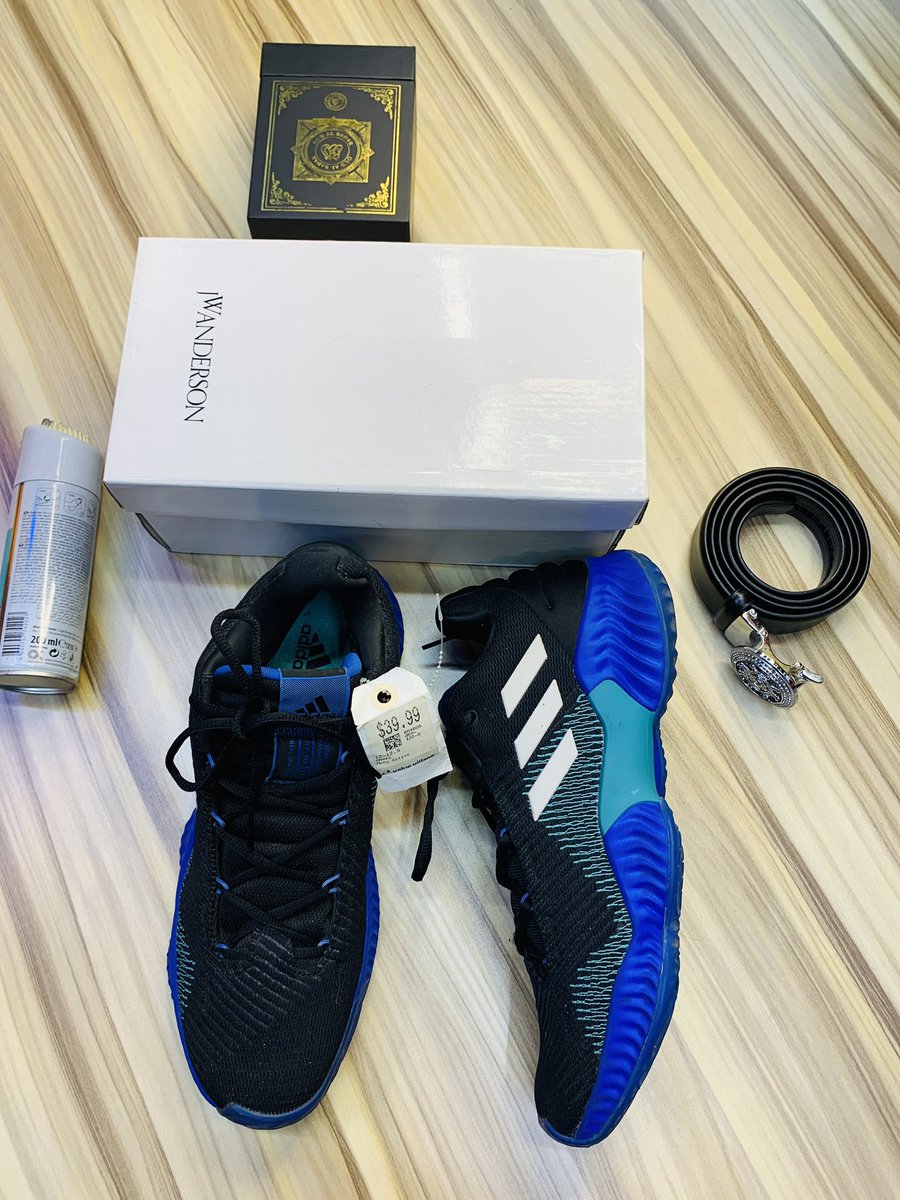 DIAMONDSLook2's tweet image. Tennis américain spécial price
30000Fcfa 
Pointure 44,45,46
Douala livraison et expédition possible 
Rt🙏🏽