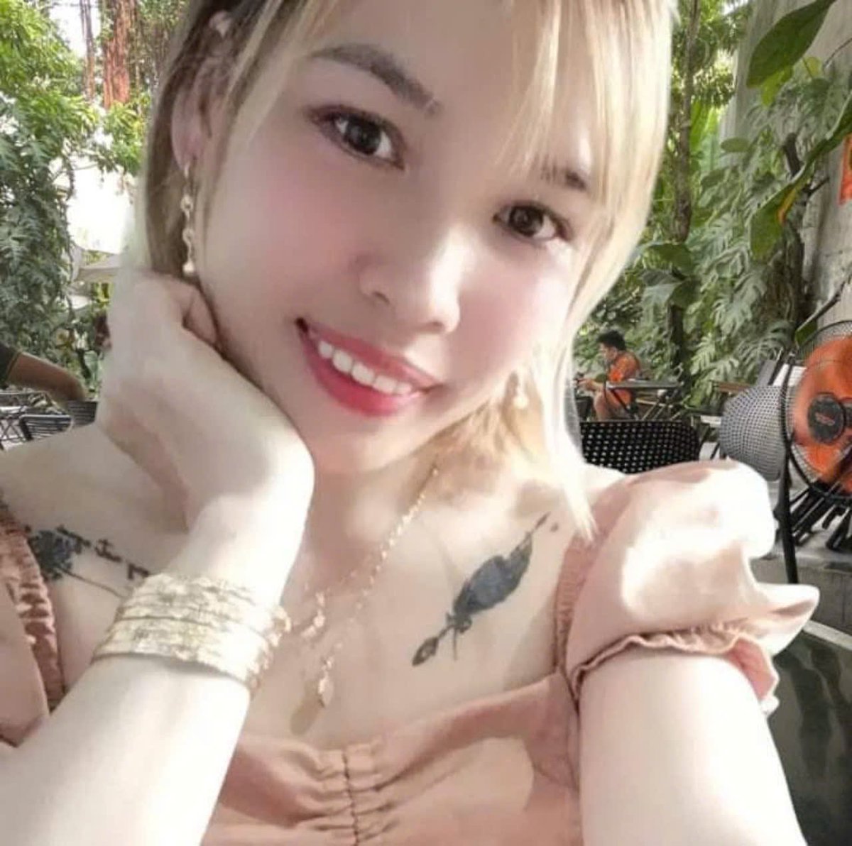 gái quê tweet media