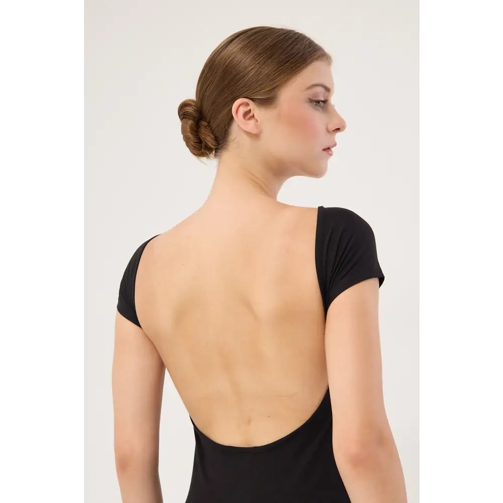 SpotButiktr's tweet image. Yaz bitmeden son bir kez daha tatil kaçamağına ne dersiniz? Bavuz hazırlığınız için. INZU modellerine bir gözatın!

spotbutik.com/collections/el…

#spotbutik #inzu #keşfet #elbise #summer #yaz