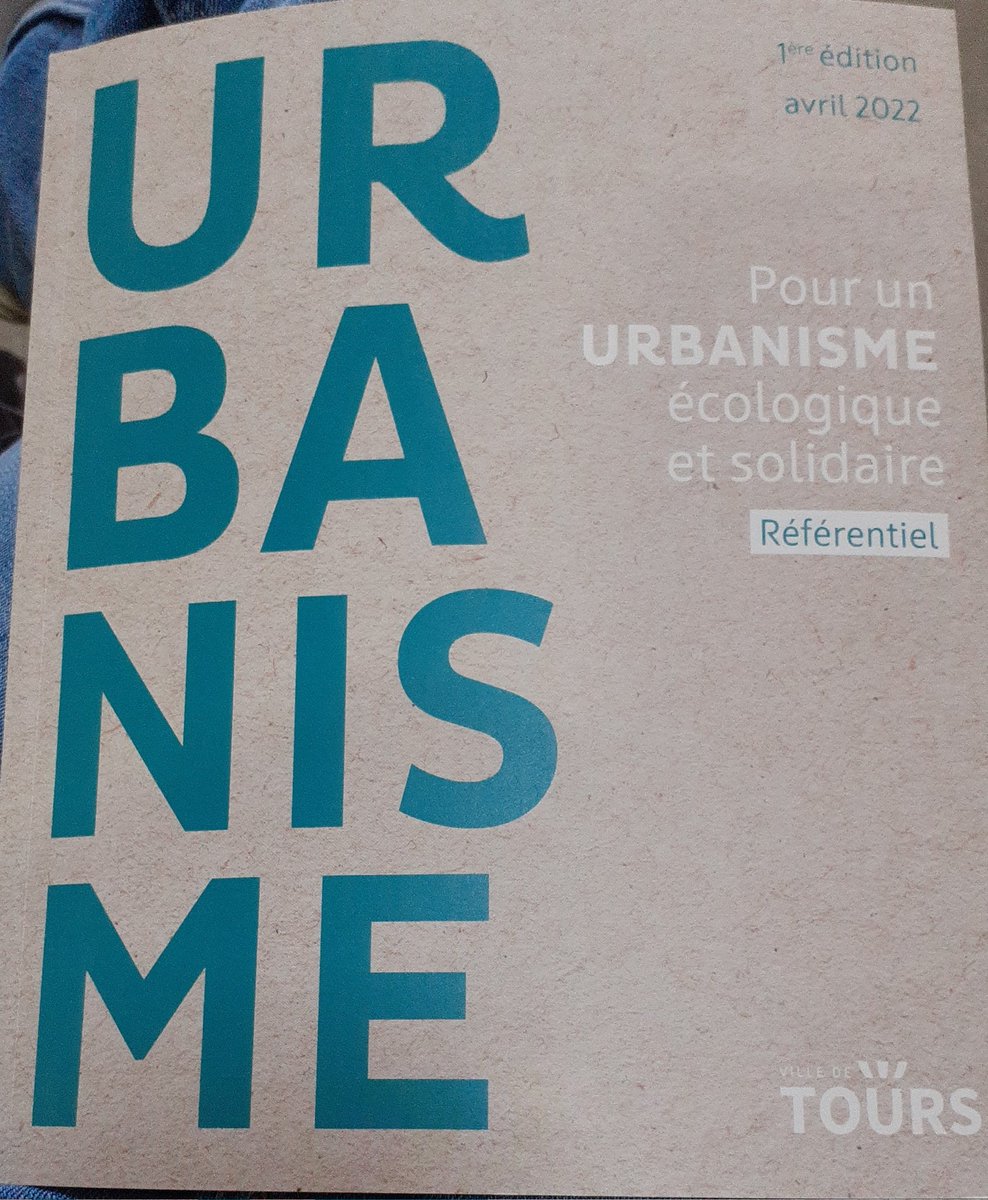 Visite terrain à Tours inspirante hier organisé hier par le <a href="/Cedis_Formation/">Cédis Formation</a> 
L'équipe municipale mène un politique de rupture et innovante en terme de mobilité d'urbanisme et d'éducation