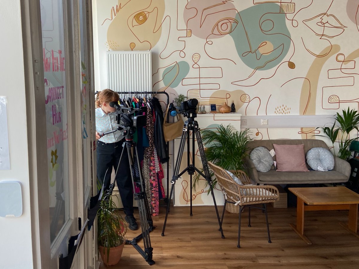 CollectiveVGla's tweet image. Recently, we were filming at Community Scotland! @SimonCommScot  

It was great to learn more about their Connect Hub and the amazing, life-changing work they do.

To read more about it, please click here:
simonscotland.org/service/the-co…

@laurenheaney14