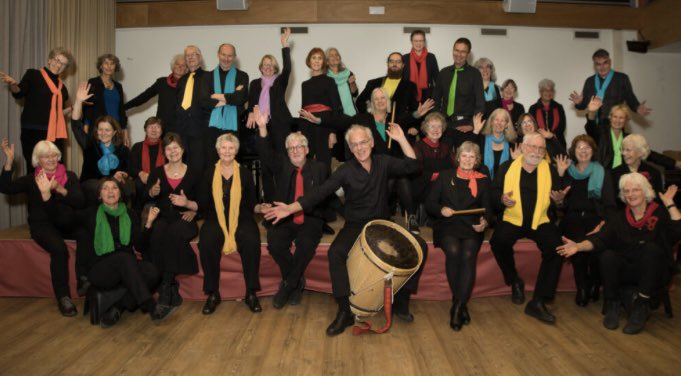Deze zondag staat in het teken van muziek! Met een afsluitend plein concert van de Able Bodied Seamen, die ook al op de AID te vinden was! Maar ook een Mozart concert in de grote kerk. En dan nog een muziek terras bij de Casteelse poort met veel verschillende muziek.