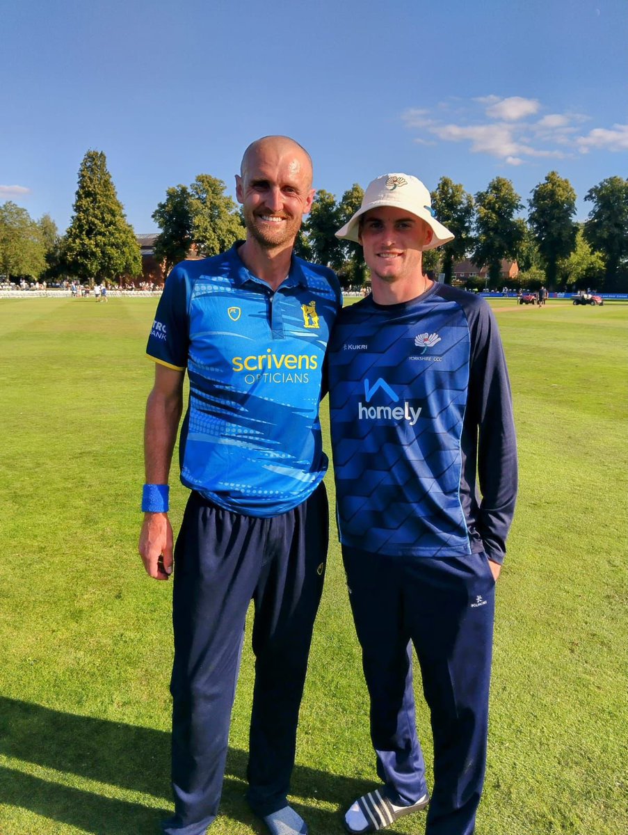 Copley Cricket Club (@copleycc) on Twitter photo Itβs not often 2 of your old juniors play against each other in a Metro Bank one-day cup gameβ¦but it happened the other day as <a href="/OHD_20/">Oliver Hannon-Dalby</a> and <a href="/BenjaminCliff1/">Benjamin Cliff</a> locked horns. <a href="/YorkshireCCC/">Yorkshire CCC</a> coming out on top (obviously). Great photo chaps π Itβs not often 2 of your old juniors play against each other in a Metro Bank one-day cup gameβ¦but it happened the other day as <a href="/OHD_20/">Oliver Hannon-Dalby</a> and <a href="/BenjaminCliff1/">Benjamin Cliff</a> locked horns. <a href="/YorkshireCCC/">Yorkshire CCC</a> coming out on top (obviously). Great photo chaps π
