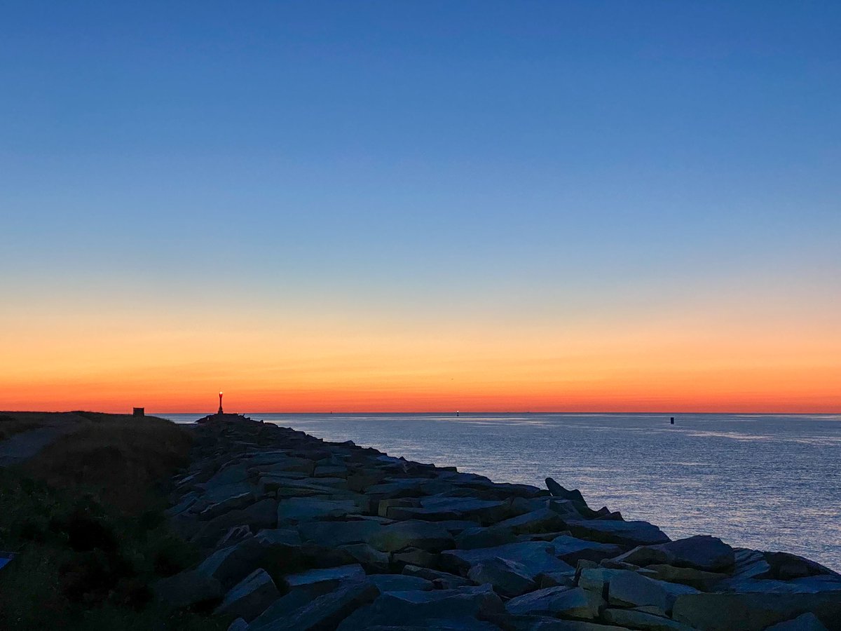 rawcapecod's tweet photo. Beautiful crisp morning at Scusset Beach #capecod #wcvb @Met_CindyFitz @Wxdavidw https://t.co/nJvlgtebMS