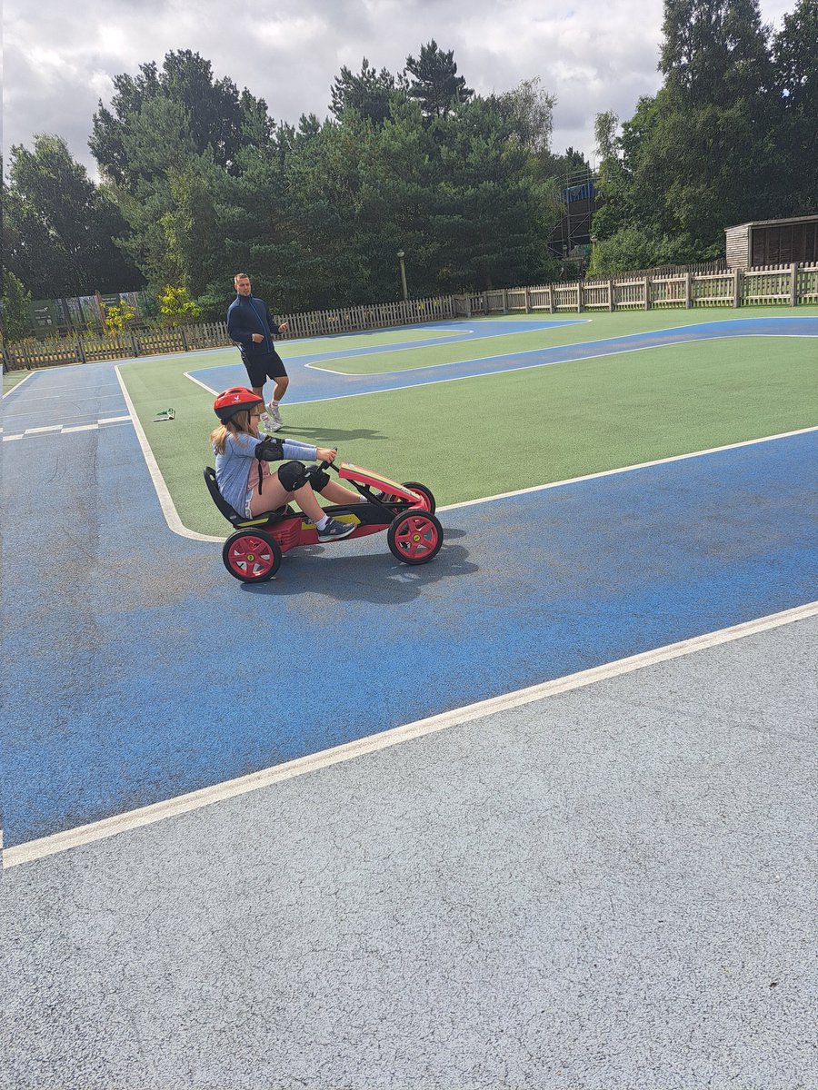 SarahSeaman8's tweet photo. Walking, biking and karting.... just a few of the activities the girls have done this week keeping active! #healthyselfie @staynorHprimary #mycp https://t.co/K9hLjEZjo6