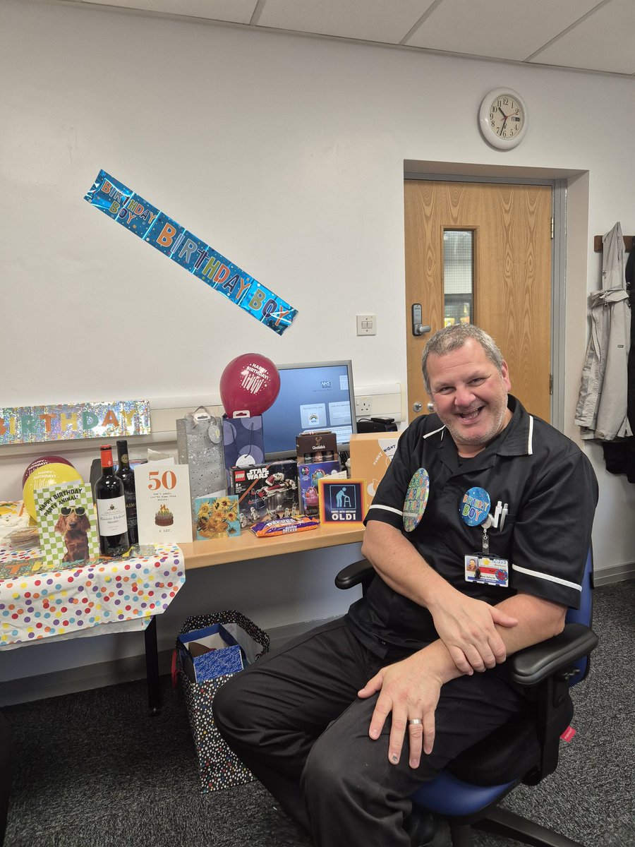 nurse_neddy's tweet image. Birthday Surprise for our resident #ODP Happy 49+364 @NAshwangler  @LyndseyWestby @kharalambous