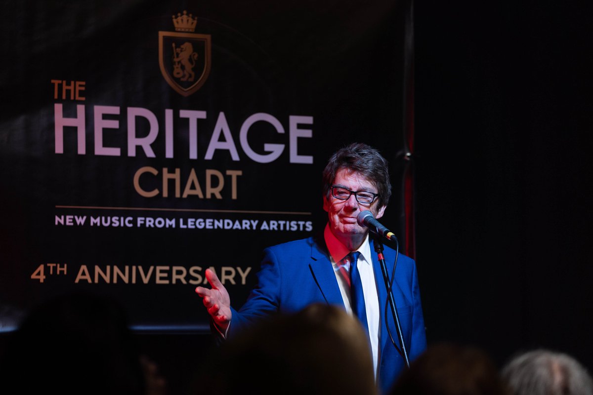 Mike Read tweet media