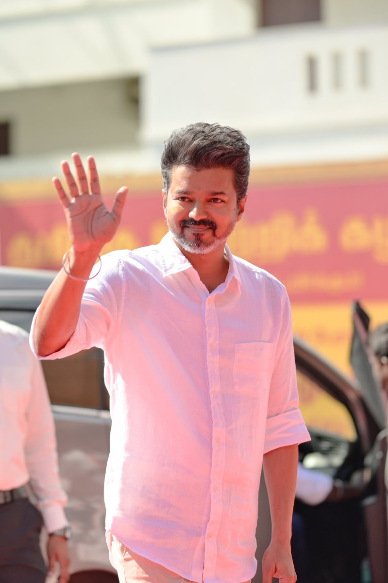 TheRoute's tweet photo. #TamilagaVettriKazhagam Flag Reveal ♥️

#Thalapathy @actorvijay sir https://t.co/9wvgFn9go9