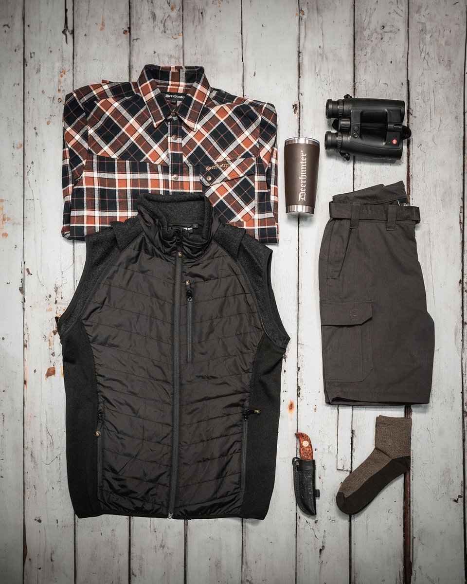 Zip-on, Zip-off convenience by DEERHUNTER - the new Slogen zip-off trousers and Moor zip-off jacket are ideal for between-season wear: bit.ly/4cIHoh7☀️🍁

#Deerhunter #deerhunter_eu  #huntingwear #huntingclothing #huntready #summerhunts #outdoortrousers