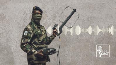 OliviaPenichou's tweet image. #Defcast 🎙️ Entretien avec un traqueur d’ondes : le sergent-chef Jérémy appartient au 54e régiment de transmissions, une unité spécialisée dans le domaine de la guerre électronique 🇫🇷 defense.gouv.fr/actualites/def… #transmissions #NotreDéfense 🪖 @AJDPresse