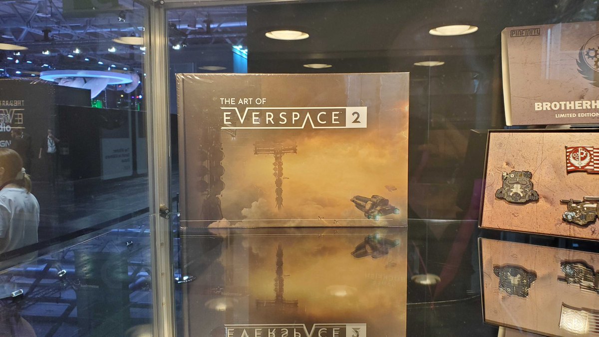 everspace_game's tweet photo. Space pilots at @gamescom, The Art of EVERSPACE 2 is available at the show at a great discounted price!
Drop by the @IGNStore at Hall 7 Booth C-011 to pick up your copy today!
#artbook #gamescom #gamescom2024 #sweetmerch #gamemerch #merch https://t.co/jchOjmEhrI