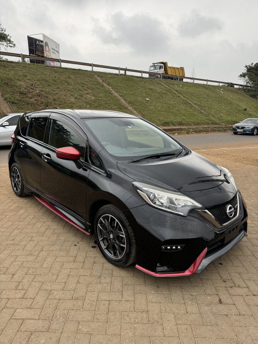 KhalifKairo's tweet photo. Not your usual Nissan Note😃 https://t.co/VQlbDh4Sjs