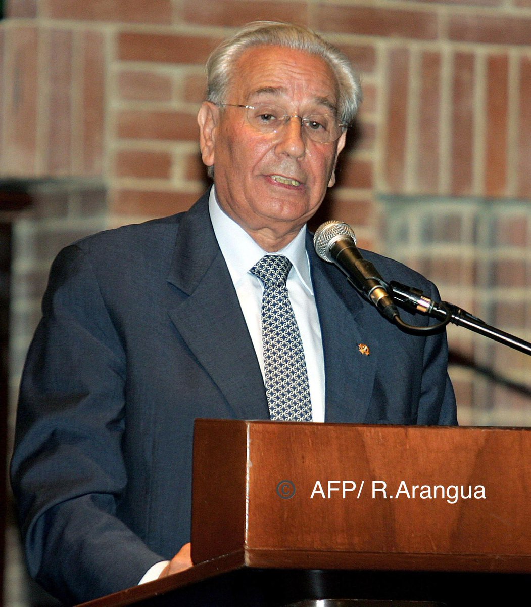 Didier Borotra nous a quittés : il était Biarritz et collait à sa ville. Par sa passion, il aura réussi à faire de Biarritz une ville internationale. 
Toutes mes condoléances à sa famille et ses proches.