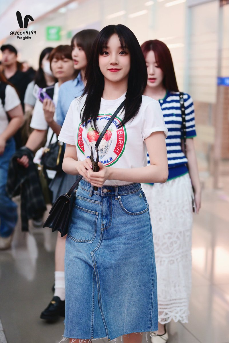 giyeon9799's tweet photo. 240822 ✈️
#여자아이들 #아이들 #GIDLE  
#우기 #YUQI #宋雨琦 https://t.co/hF87sx1Z1m
