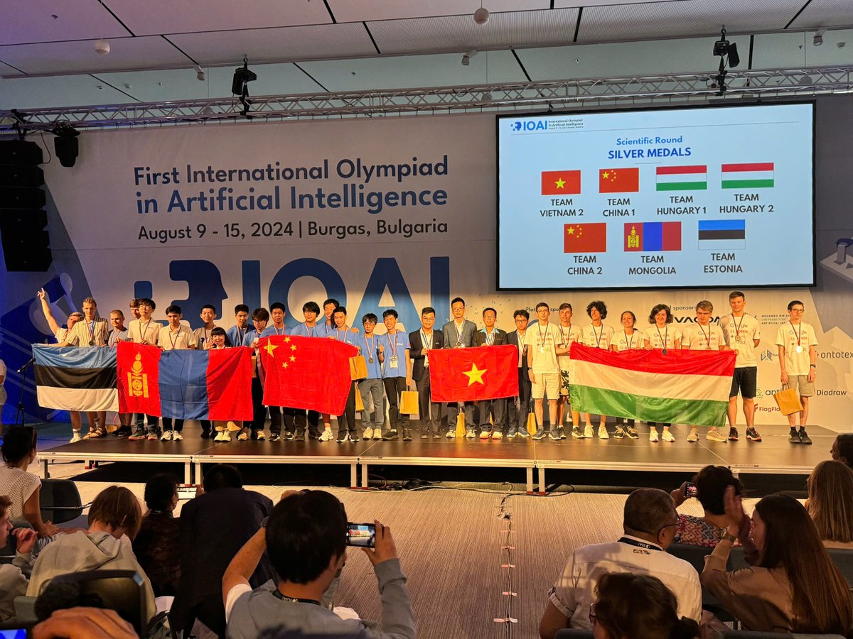 VIETNAM SHINES AT THE INTERNATIONAL ARTIFICIAL INTELLIGENCE OLYMPIAD: GIFTED HIGH SCHOOL TEAM SECURES SILVER MEDAL

vnuhcm.edu.vn/student_333833…