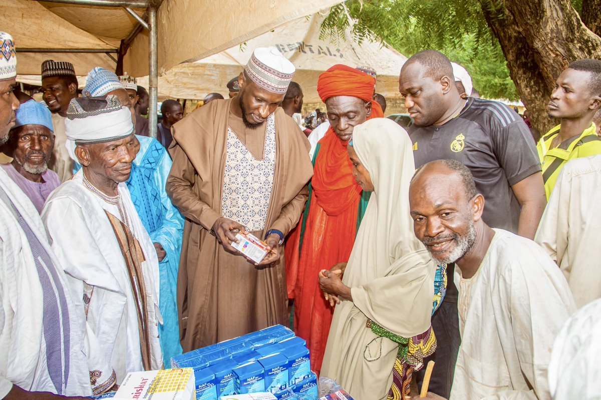 IbrahimBelloMo's tweet photo. The start of our medical outreach to the good people of Birnin Kebbi, Kalgo and Bunza Federal Constituency, which kicked-off in Zogrima town, Bunza Local Government was a success. https://t.co/SkbhJAZQR8