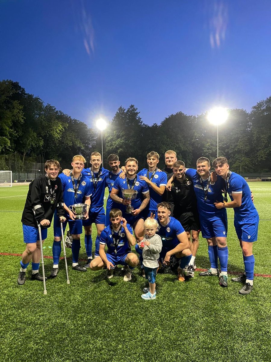 YoungBoysFC7's tweet photo. Time to call it a day, won the lot and took the piss along the way. About time we let someone else win something❤️ #UTFYB https://t.co/UCPo5jfOSE