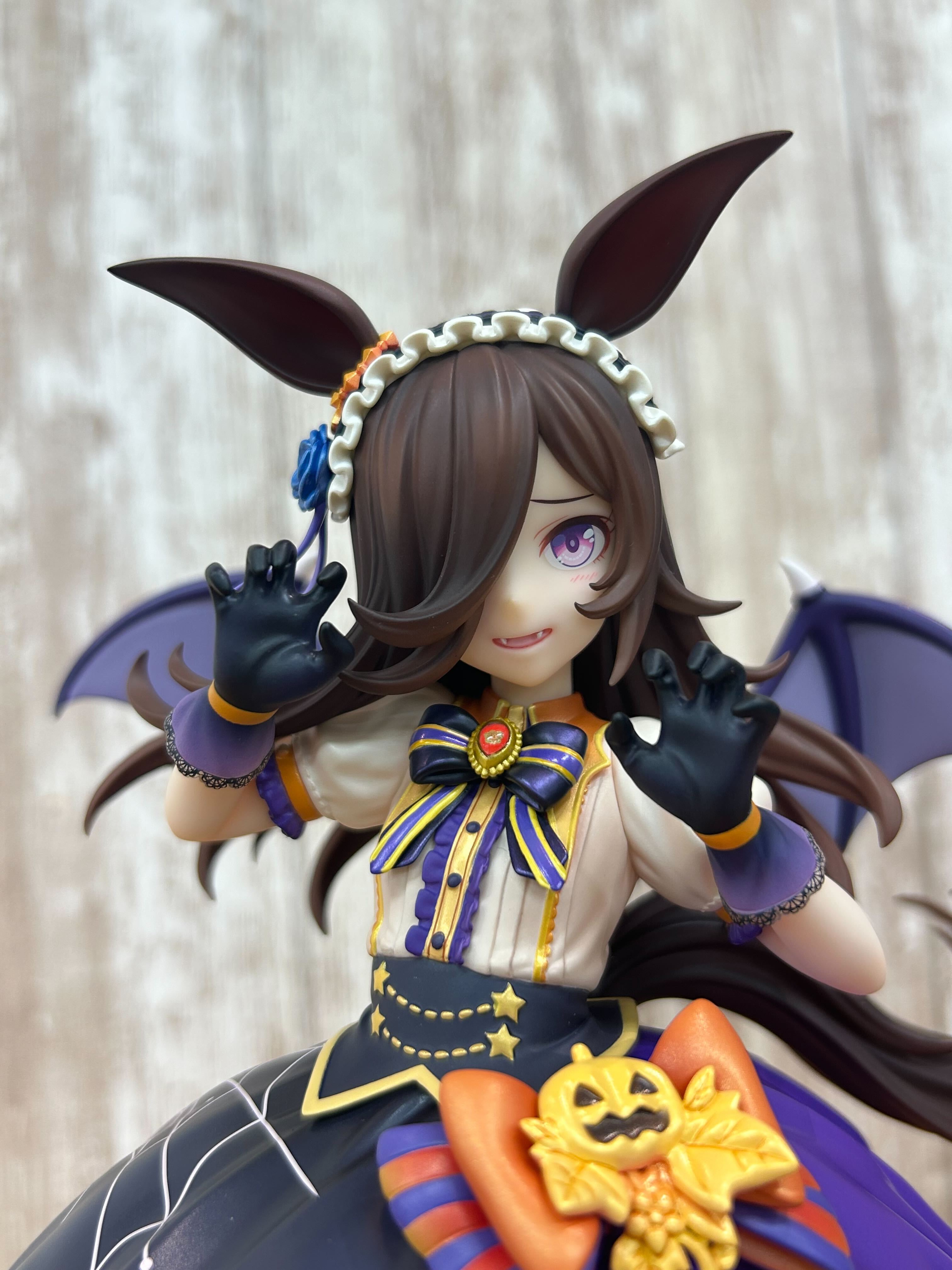 ウマ娘 プリティーダービー」，ハロウィン衣装のライスシャワー