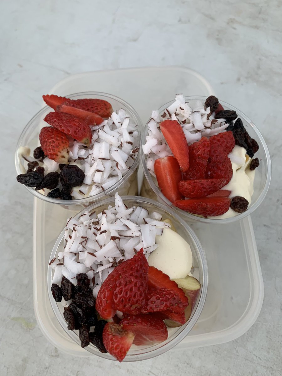 fruiteys's tweet photo. A glimpse of our yummy yogurt granola parfait with freshly shredded milky coconuts and fruits and more!!

Send some your way this morning
N2800

Just 4 cups left this morning 

Call 07084273113

(@fruiteys on all social platforms https://t.co/tAyo2cUwuv