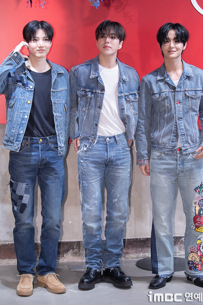 트레저 준규 재혁 지훈, 청청 가이즈 #트레저 #TREASURE #준규 #재혁 #지훈 [iMBC 직찍]

⬇️고화질 Click Plz⬇️
adenews.imbc.com/M/Detail/42765…