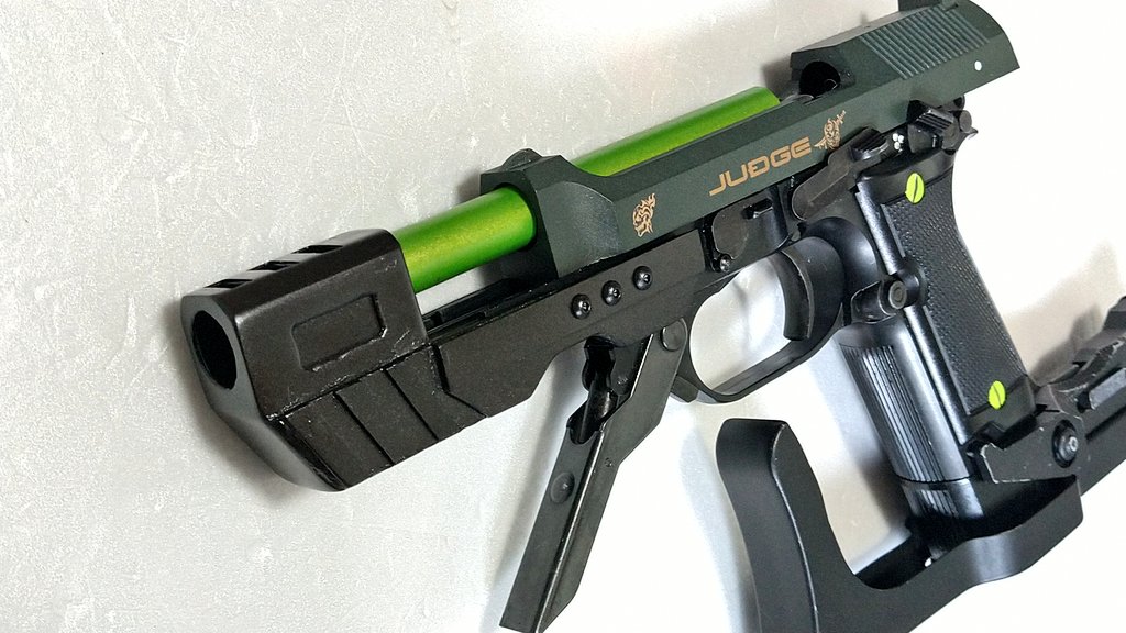 janm93r's tweet image. M93R用スタビコンペできた😆
荒削りだけど、プラ板で作った
初のフルスクラッチパーツでございます！

エッジを立たせるという事をしなかったから全体的に重厚感が凄いw

良い経験になりましたわ🔨
#M93R #ベレッタ