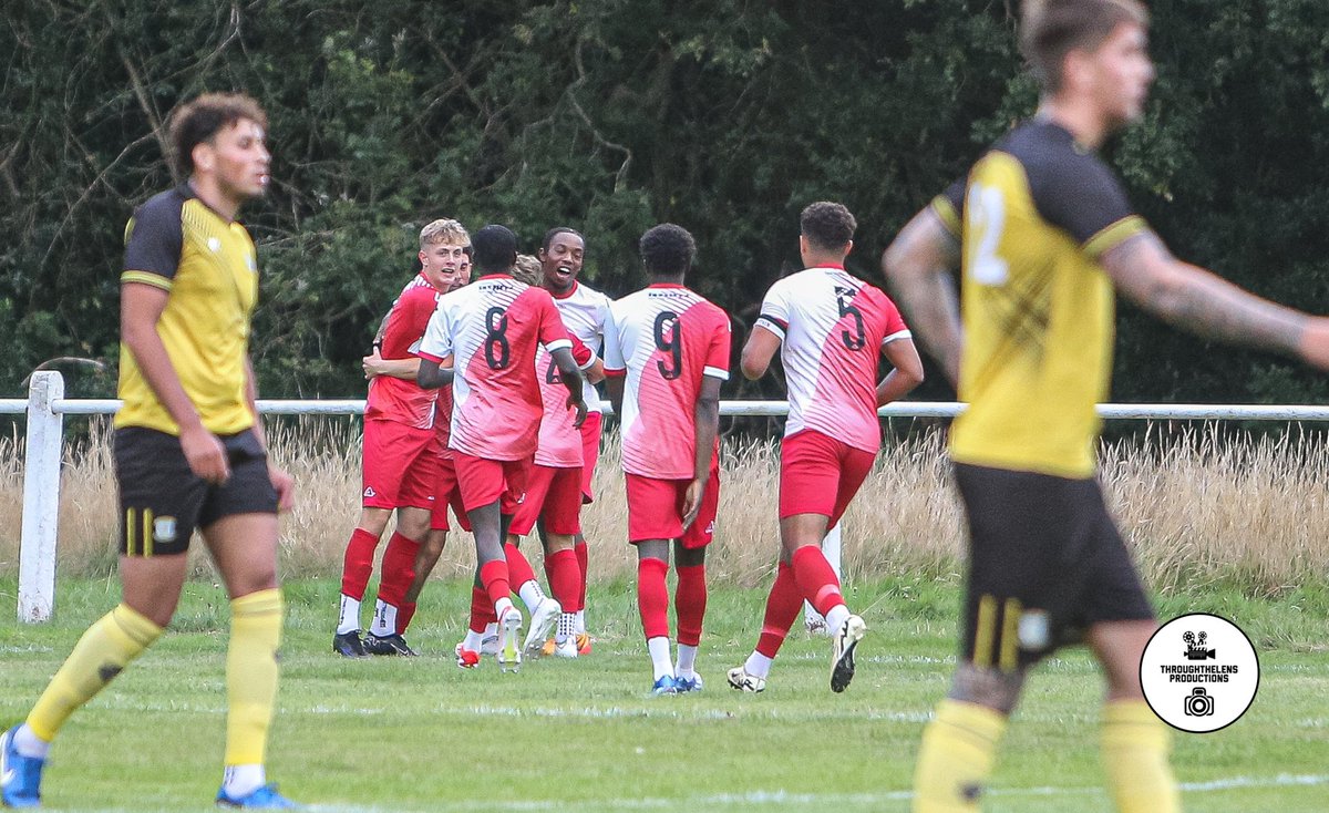 TTL_Productions's tweet photo. HIGHGATE UNITED VS STUDLEY 📸

A new era of Highgate United walked away with all 3 points from a 1-0 win at home, a stunner of a goal too⚽️ https://t.co/oexOcaPMUi