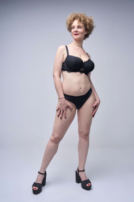 Disponible/ Available en #Barcelona #escort  #gfe ☎️☎️☎️🔽🔽🔽  https://t.co/bkPzlNqDfn https://t.co/En<a href="/tag/barcelona"class="tags">#Barcelona</a><a href="/tag/escort"class="tags">#escort</a><a href="/tag/gfe"class="tags">#gfe</a>