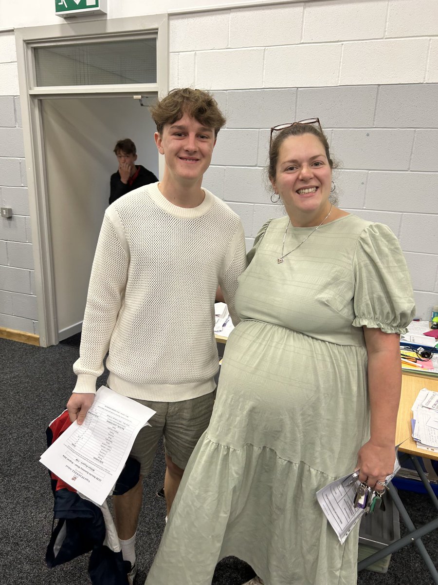 StanwellSchool's tweet photo. GCSE results day in full swing…. We are so proud of them all 🏅👍😀 https://t.co/eJPIDcPFka