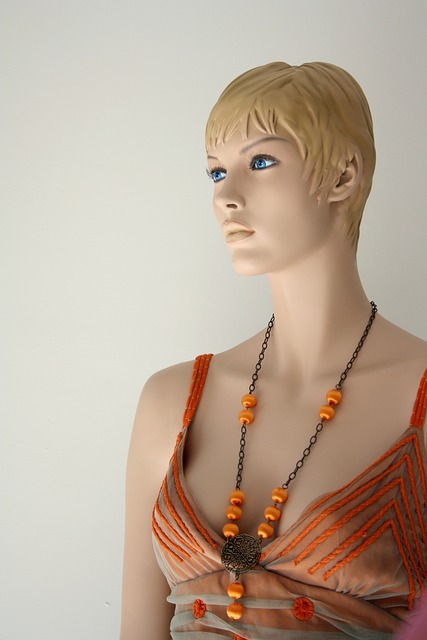 KOffice_KAORI's tweet photo. マネキンの服をモデルに着せるレッスン２

アクセサリーの認識率は低そうだけど、これはうまくいった感じ

画像解像度の問題があるらしい😅

#StableDiffusion #AIデザイン大学 #生成AI  #AIart #DigitalArt #ArtCommission
#BrandPromotion　#DigitalMarketing　#CreativeSolutions　#DigitalModeling https://t.co/8e7I1vCNRD