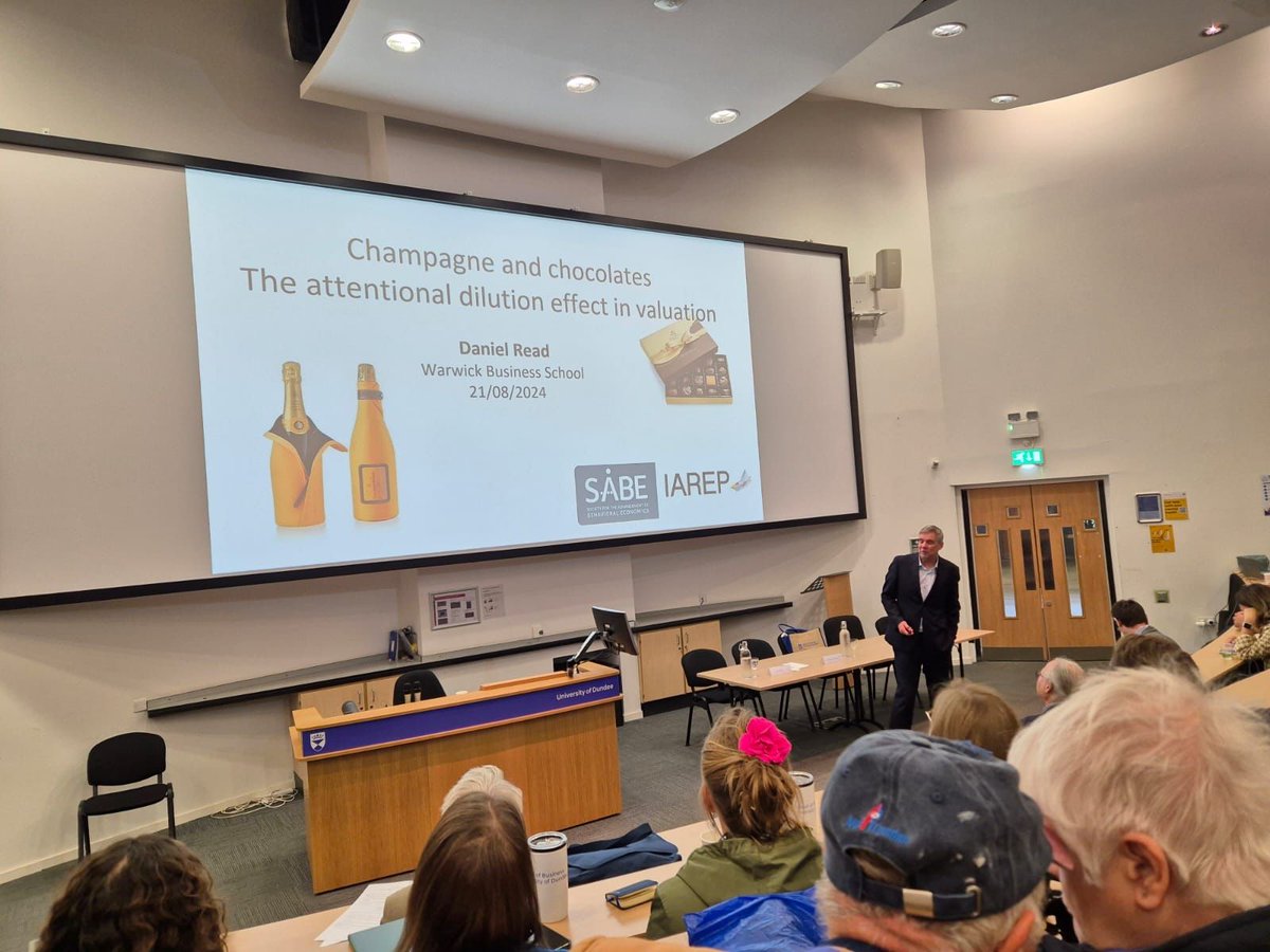 The 2nd keynote lecture of Day 3 of #SABEIAREP2024 was held by Prof. Daniel Read, who delivered a talk on the attentional dilution effect 🥂 

<a href="/UoDBusiness/">School of Business, University of Dundee</a> <a href="/sabeconomics/">SABE</a>