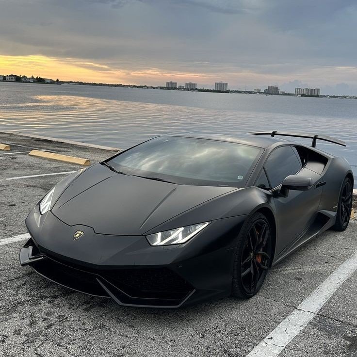 несколько часов непрерывной работы днём и ночью и удалось вернуться домой всего через день, а не через несколько, как планировал ранее.

надеюсь, вы успели по мне соскучиться.