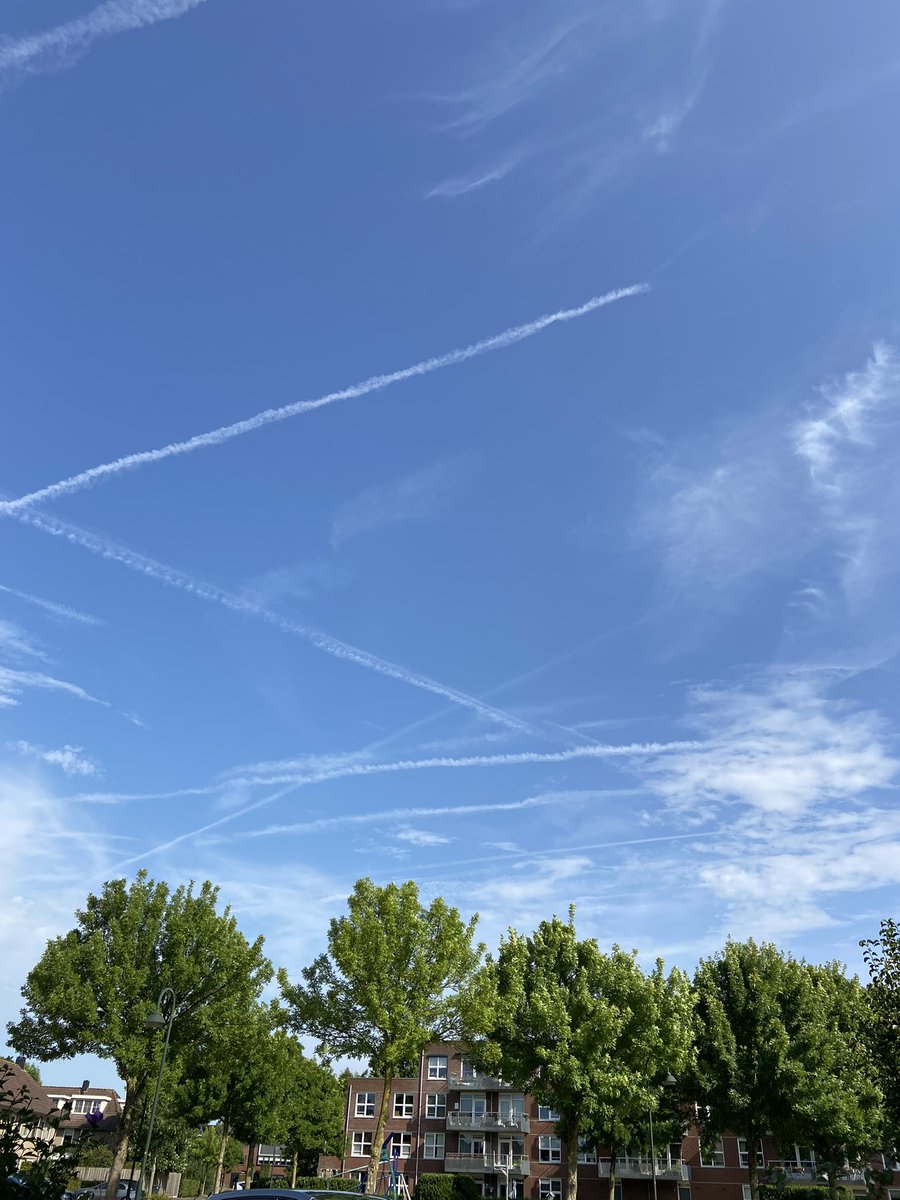 wakkerwordenaub's tweet image. Als je nog steeds denkt dat er niets gedaan wordt in de lucht…..
#sunblocking