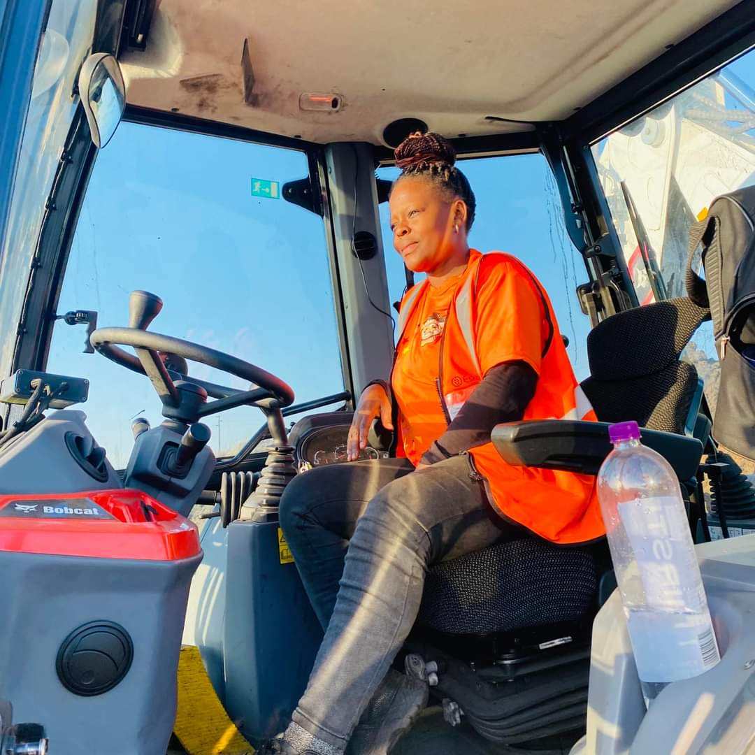 L O V E R 💕 tweet media