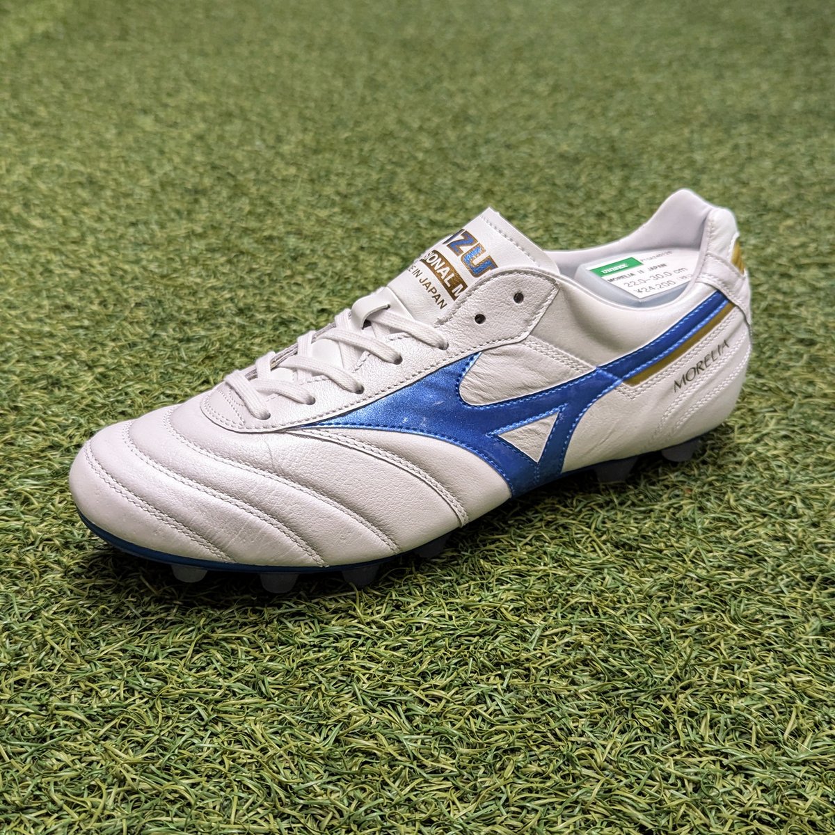 MizunoFlagship's tweet photo. MORELIA Ⅱ JAPAN
MUGEN PACK◯🔵
明日、8/23(金)発売🔥
MIZUNO TOKYO 3F
☎03-3233-7266
https://t.co/6iInMCU3o1
#MUGENPACK
#モレリア
#JapanSpirit
#ミズノフットボール https://t.co/rNOvqiQtUN