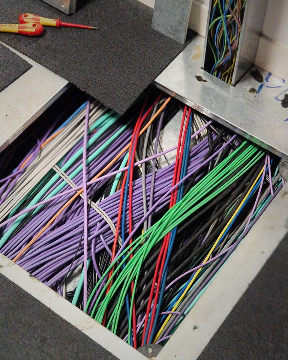 Heath Electrical Services tweet media