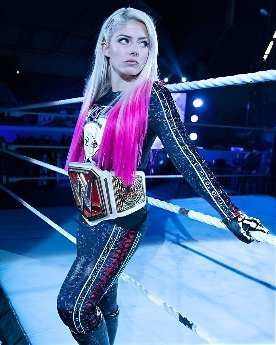 drmegagames2's tweet photo. Bliss Champ 🏆📸

@AlexaBliss_WWE #Blissfits #AlexaBliss #WWE https://t.co/ZCe02l900j