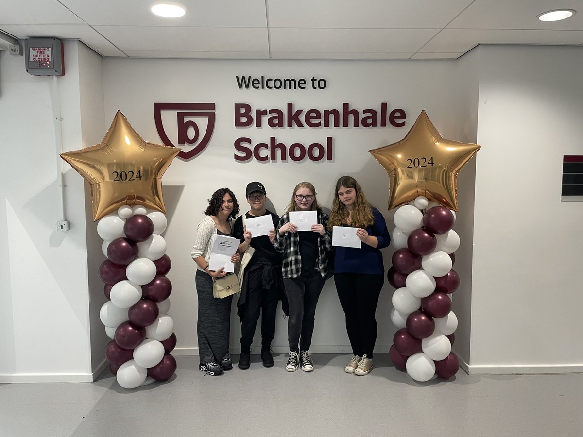 Brakenhale School tweet media