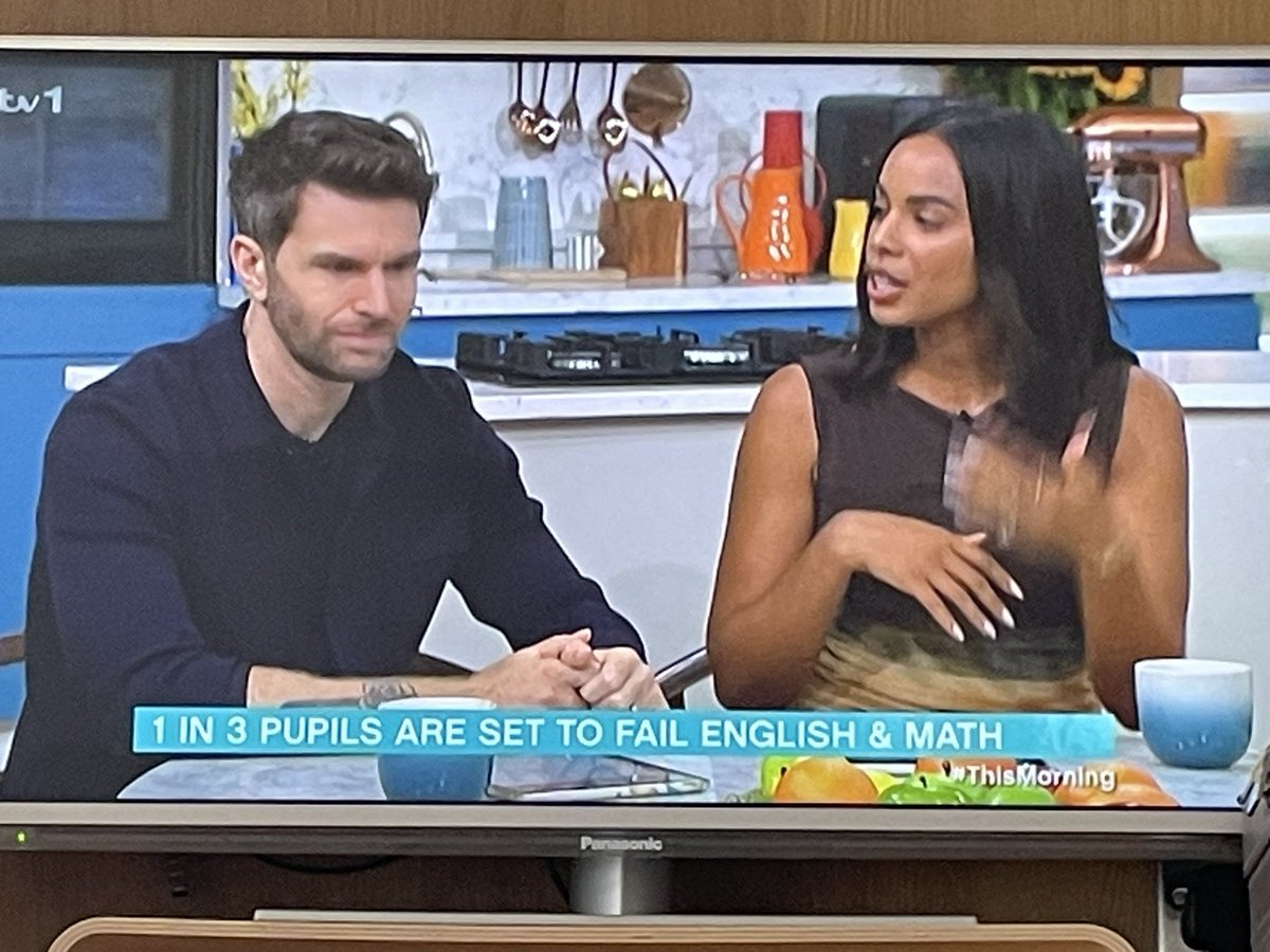 jotraqster's tweet photo. @ITV ‘Math’??  We are in the Uk not America!  Here, we say Maths! 🙈 https://t.co/R6p3EjGCbl