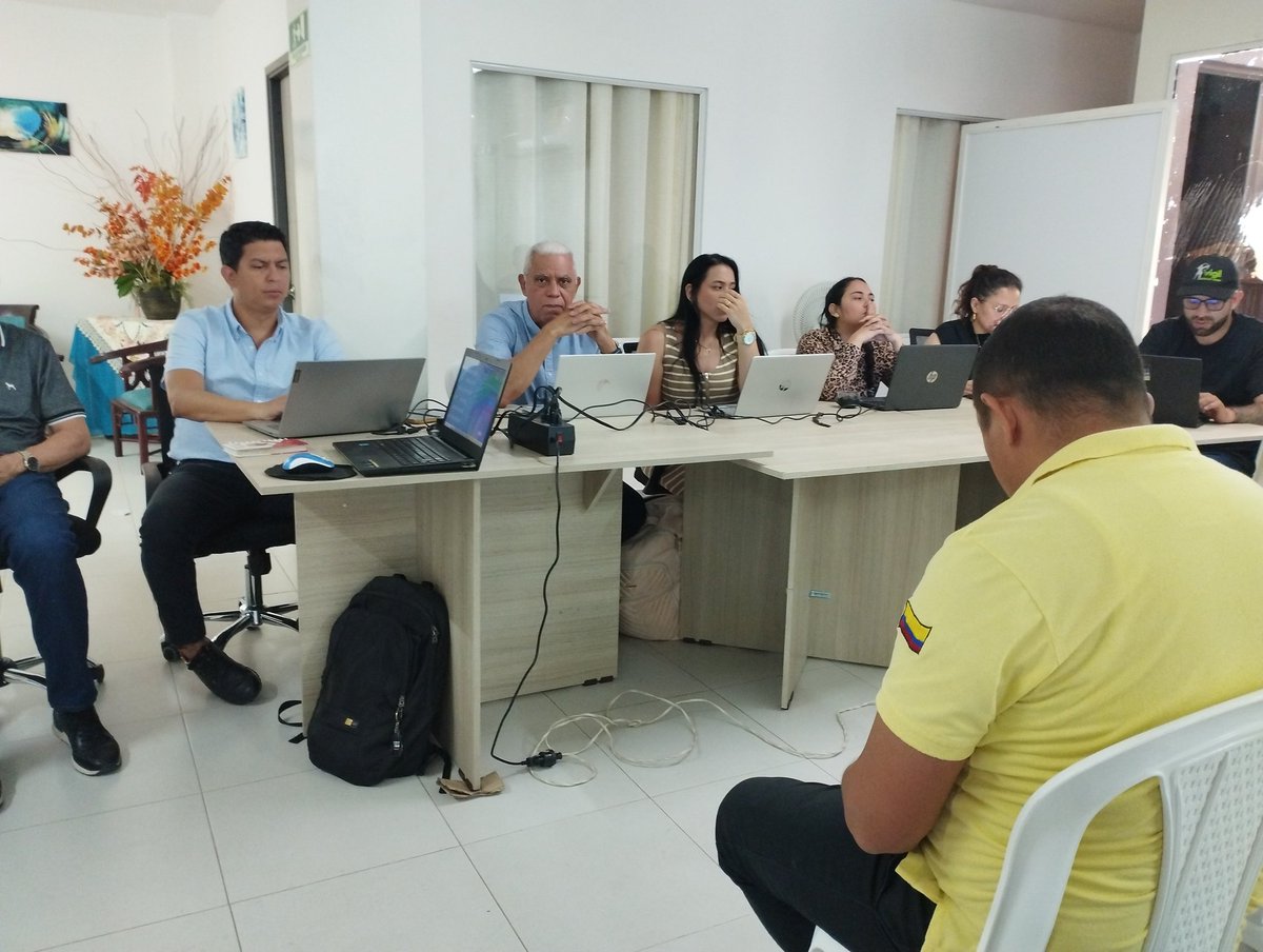 SUNTRASEV en mesa de trabajo con la #UTMaximum frente a la problemática en #Zona4 con la empresa #Vigil #UnionSindical #Fuerza #NoMasAbusos #ZonaCaribe