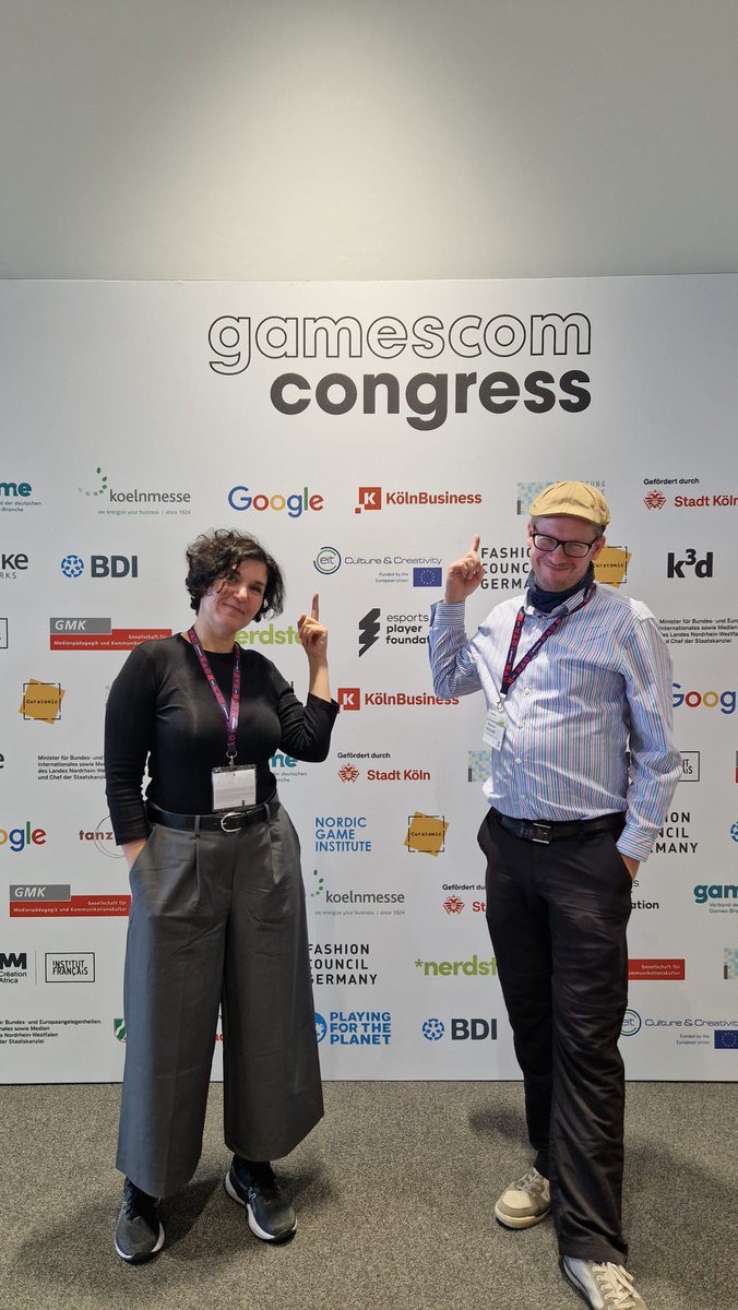 Einer unser Redakteure hat heute auf dem gamescom congress erklärt, wie man ein narratives FMV Game für die politische Bildung und zur Demokratiestärkung einsetzt. -sg
