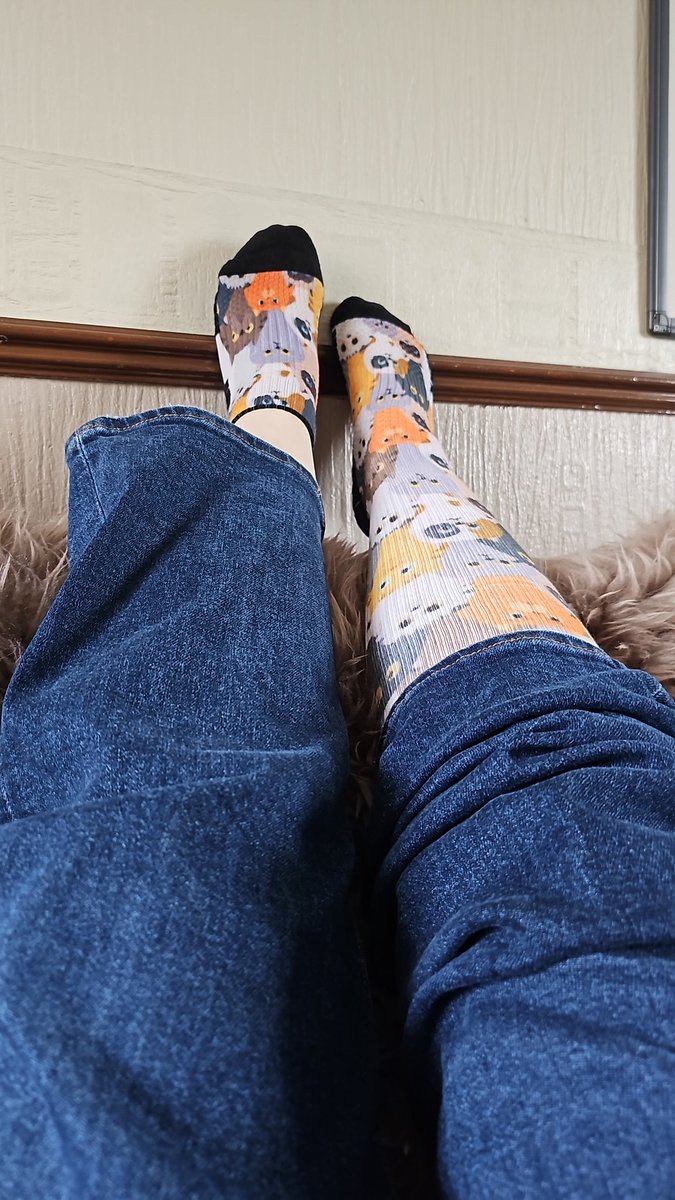 KateFrstr's tweet image. Compression can be joyful

Sometimes #lipedema #lipoedema can feel relentless but these are truly joyful, comfortable &amp;amp; are eye catching for the cats, not as medical garments

Padded comfy feet, not at all tight. My wide calves stretch the fabric as you see but no tight sensation