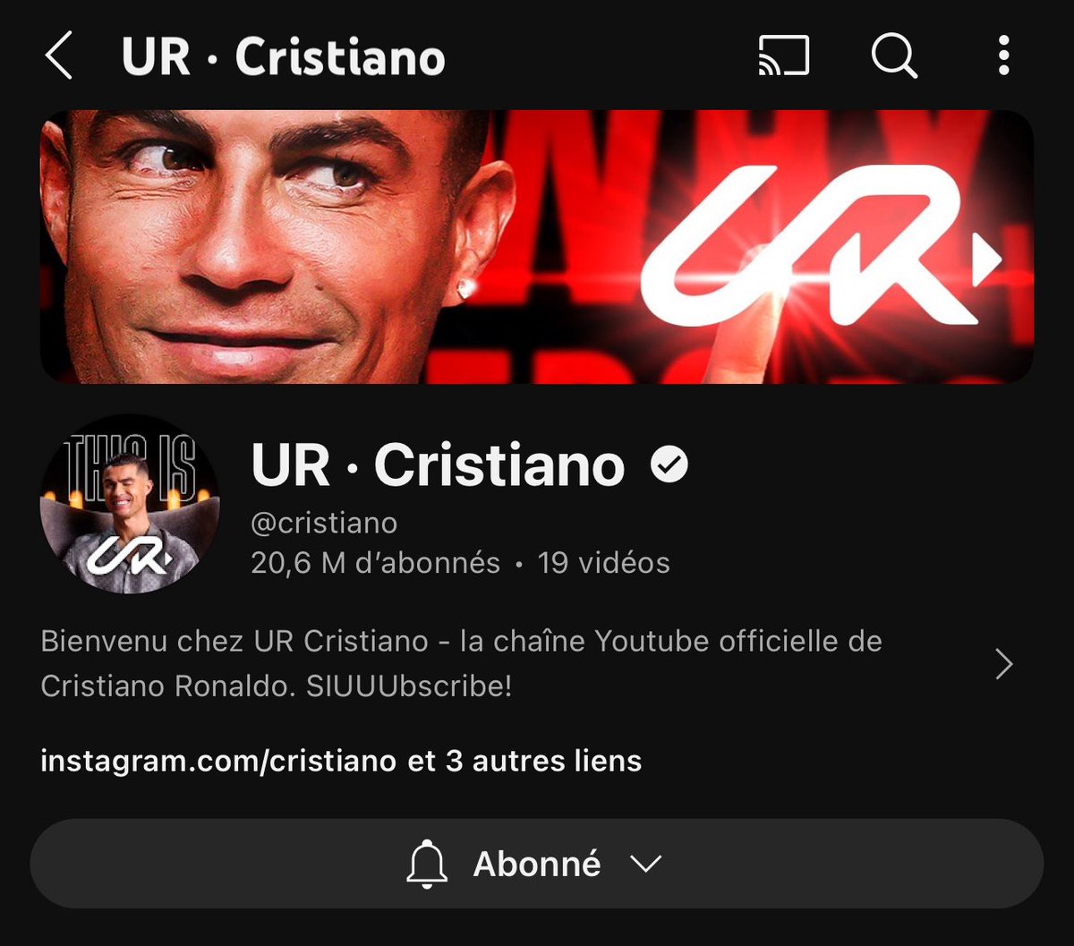 footkronik's tweet photo. 🚨 Cristiano Ronaldo a ouvert sa chaîne YouTube hier et a déjà presque plus d’abonnés que le premier youtubeur français Tibo Inshape avec 20,6M d’abonnés 😱 https://t.co/xnH8gmAZHS