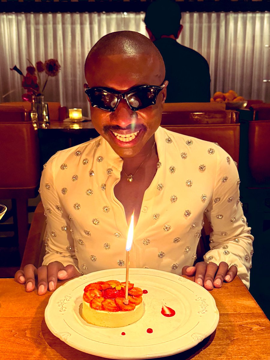 Social Bee tweet media