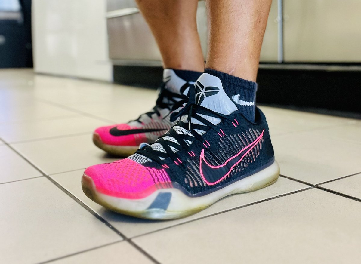 kb8thekid's tweet photo. Day 22 of #24daysofkobe and went with the @Nike Kobe X mambacurials. @nikebasketball #gigi #kobex #kobe10 #zkx #zk10 #mamba #wdywt #kotd #kobe #flyknit #nike #nikebasketball #sheath https://t.co/rzKTPKbjzl