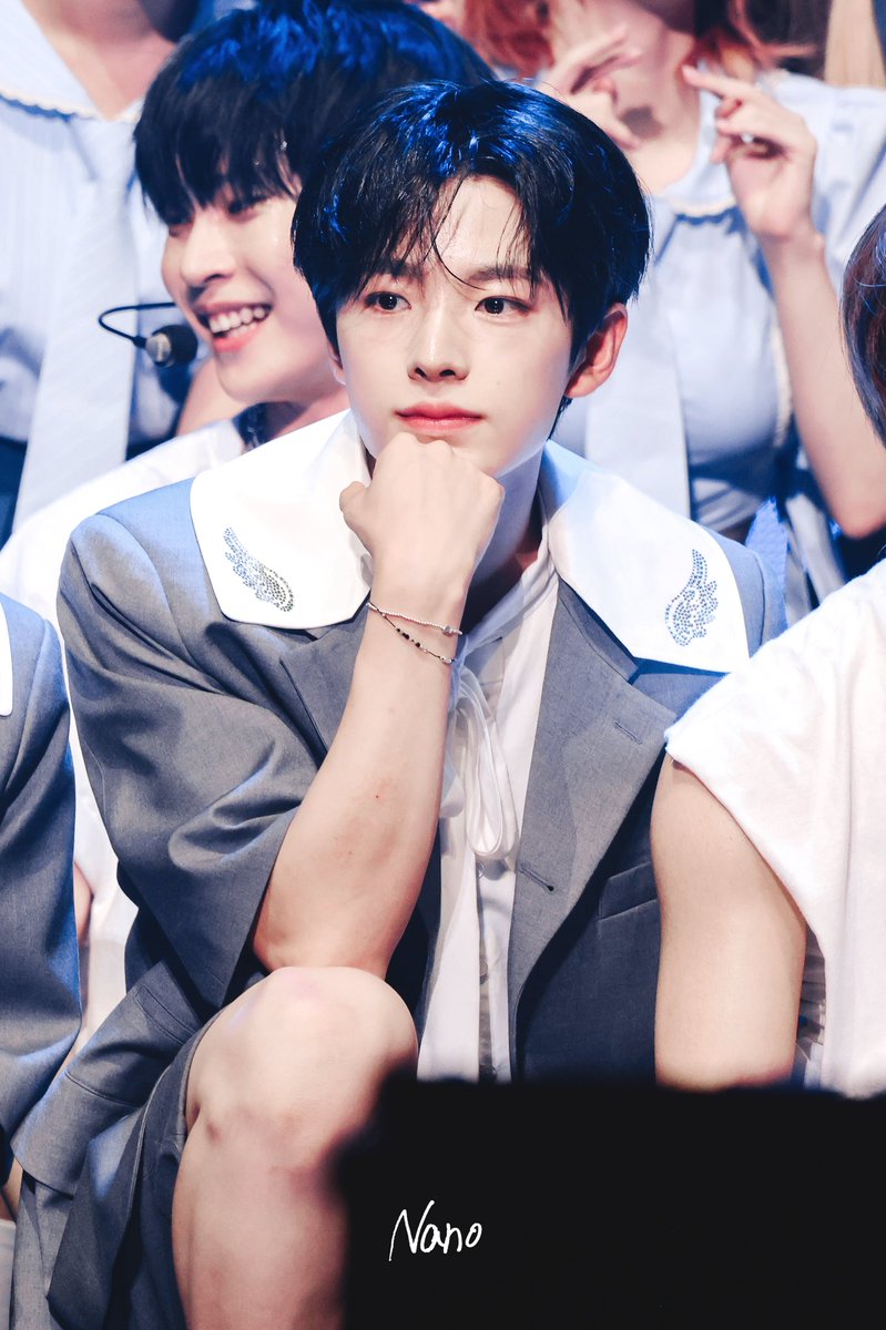 240822
Kworld
🐈

#유우시 #ユウシ #YUSHI 
#엔시티위시  #NCTWISH #NCT