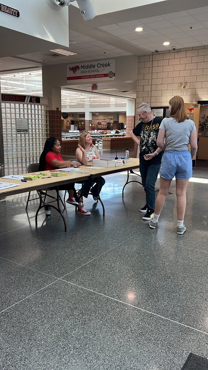 mchsmustangs's tweet image. Just a reminder for juniors and seniors- lunch pass &amp;amp; parking tag pick up is today Thursday, Aug 22 12 noon until 1:30 #StrongStable