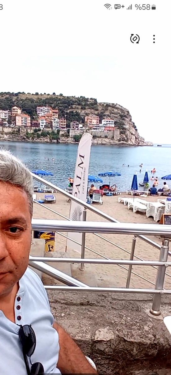 Biraz sabırlıyım; istediğimi elde edecek kadar, 
Biraz affediciyim; hataların olgunlaştırdığını bilecek kadar, 
Biraz hoşgörülüyüm; yaşanabilir bunlar diyecek kadar, 
Biraz kalabalığım; yalnız kalmayacak kadar, 
Biraz yalnızım; sensizlik kadar! ! ! 
🫠🙋‍♂️🫶💙😘🌊✨️🦋🥰🧿